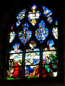 Église_Saint-Pierre-et-Saint-Paul_du_Neubourg,_vitrail_02