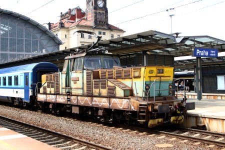 České_dráhy_Locomotive_111_002_-_2
