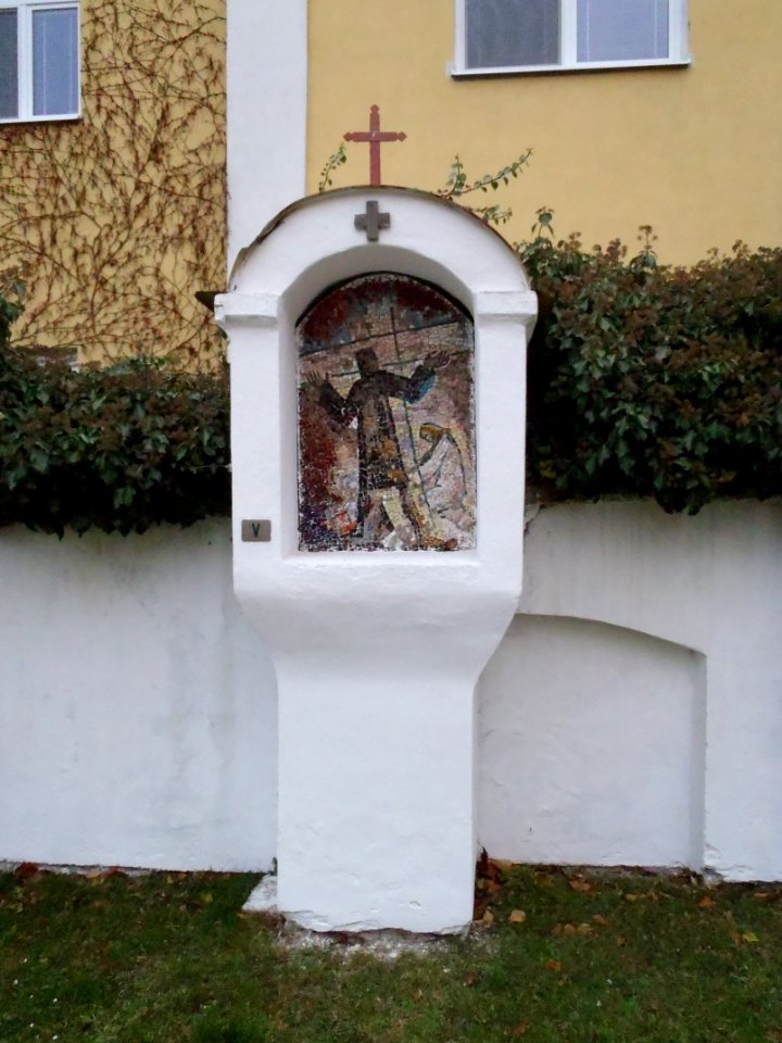 Žarošice,_zastavení_křížové_cesty_05