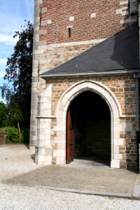 Église_Notre-Dame_de_la_Visitation_de_Nalinnes_2016_10
