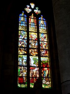 Église_Saint-Pierre-et-Saint-Paul_du_Neubourg,_vitrail_04