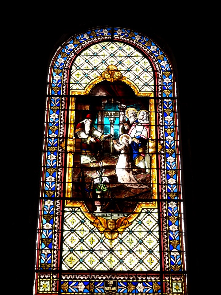 Église_Saint-Vivien_de_Saintes,_vitrail_05