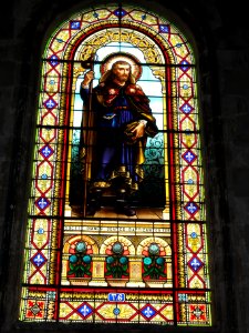 Église_Saint-Vivien_de_Saintes,_vitrail_03