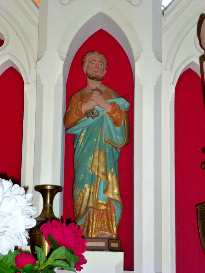 Église_de_La_Neuville_aux_Tourneurs,_statue_05
