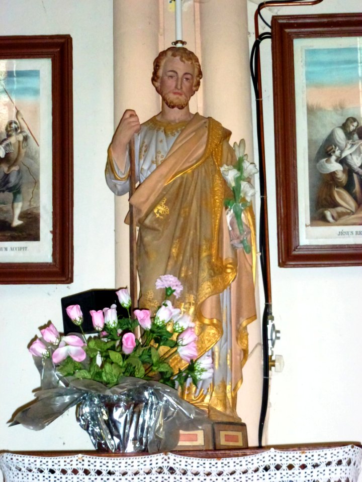 Église_de_La_Neuville_aux_Tourneurs,_statue_St.Joseph