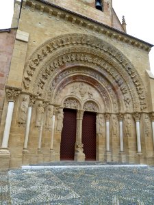 Église_Sainte-Foy_de_Morlaàs_vue_5