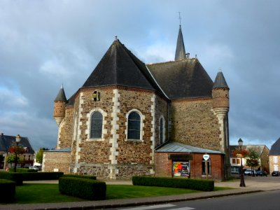 Église_Saint-Nicolas_de_Signy-le-Petit,_vue_de_l'est