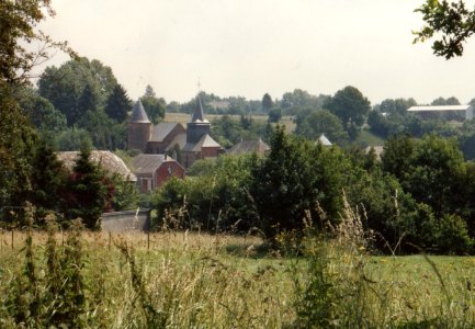 Église_Saint-Nicolas_de_Grandrieux_en_1991