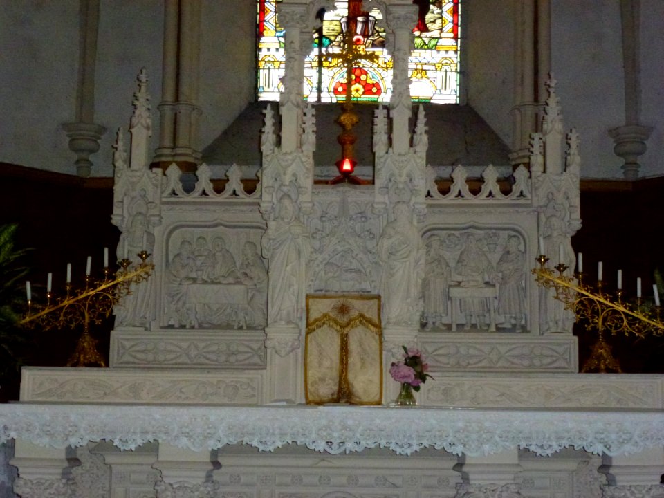 Église_Saint-Nicolas_de_Signy-le-Petit,_autel