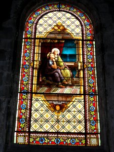 Église_Saint-Vivien_de_Saintes,_vitrail_02