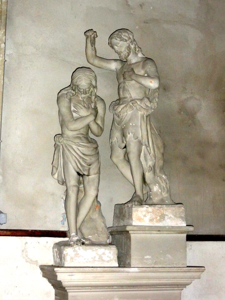 Église_Saint-Vivien_de_Saintes,_statue_baptême_du_Christ