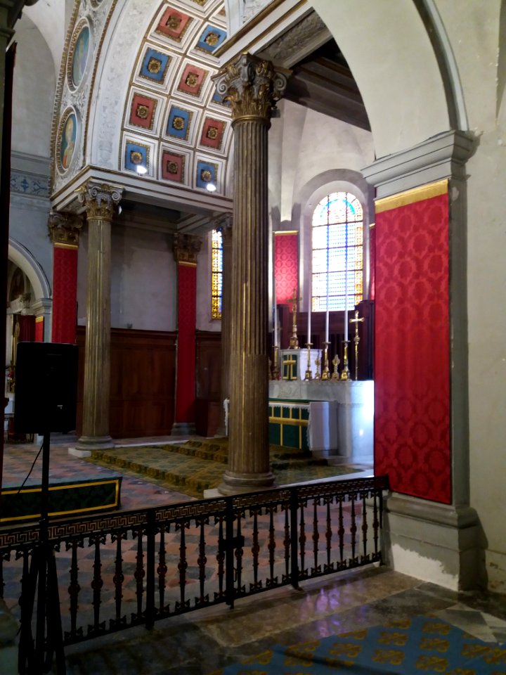 Église_Saint-Just_de_Lyon_-_Chœur_de_profil