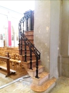 Église_Saint-Just_de_Lyon_-_Escalier_de_la_chaire