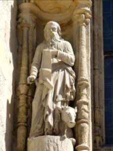 Église_Saint-Alpin_(Châlons-en-Champagne)_statue_1_de_la_façade