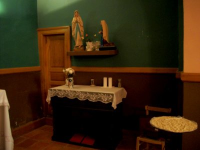 Église_Sainte-Anne_de_Cuguron_07