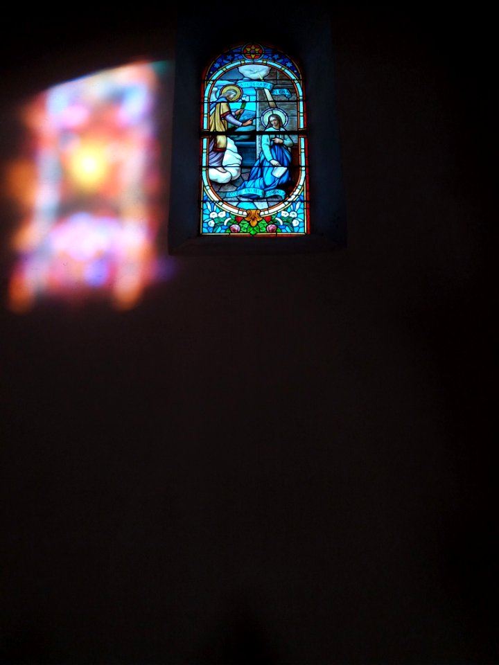 Église_Saint-Bonnet_de_Jaujac_-_Vitrail