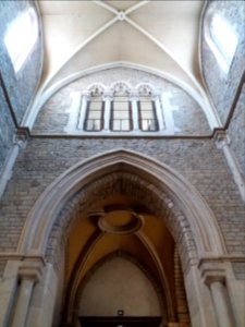 Église_Saint-Didier_de_Saint-Didier-au-Mont-d'Or_-_Haut_du_portail