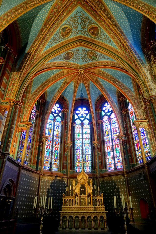 Église_Notre-Dame-de-la-Chapelle_-_Brussels,_Belgium_-_DSC07761