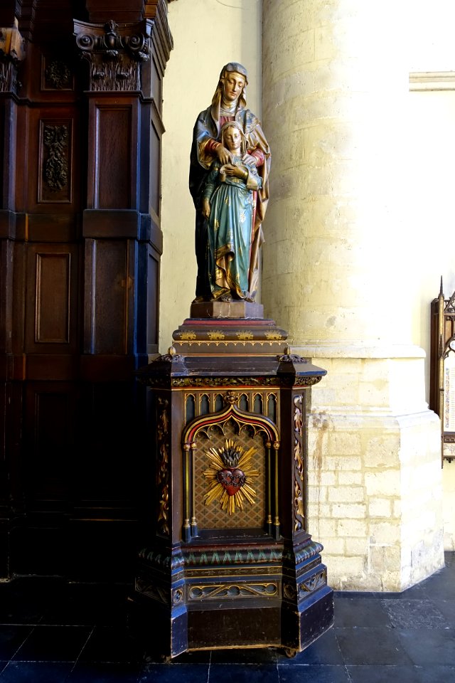 Église_Notre-Dame-de-la-Chapelle_-_Brussels,_Belgium_-_DSC07783