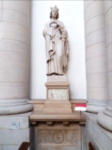 Église_Notre-Dame-Saint-Vincent_de_Lyon_-_Statue_de_Saint_Louis