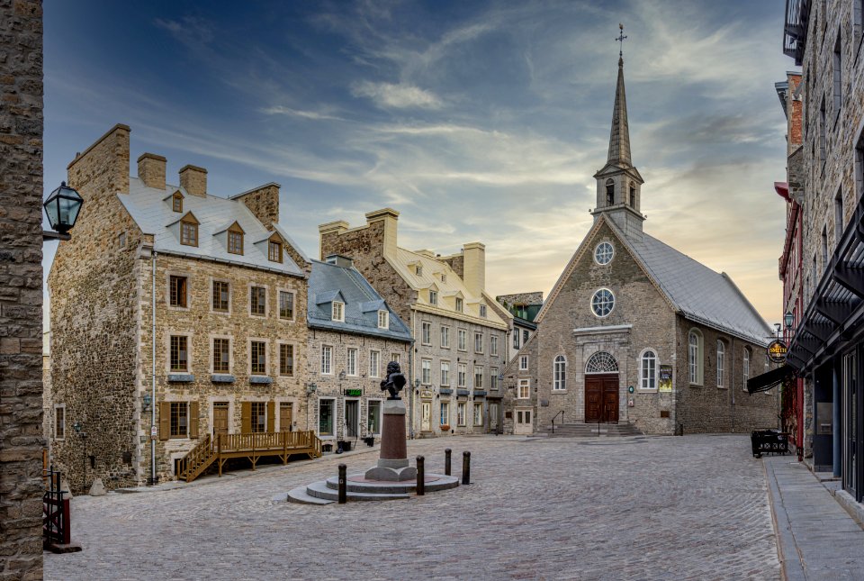 Église_Notre-Dame-des-Victoires_de_Québec,_Quebec_ville,_Canada
