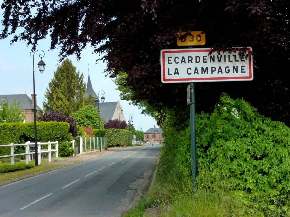 Écardenville-la-Campagne_(Eure,_Fr)_city_limit_sign