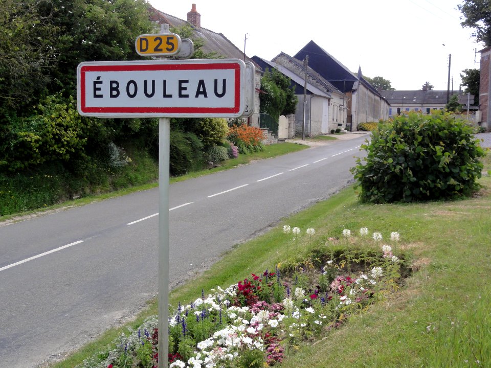 Ébouleau_(Aisne)_city_limit_sign