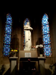 Église_Notre-Dame_de_Bellecombe_de_Lyon_-_Sainte_Vierge_dans_l'abside