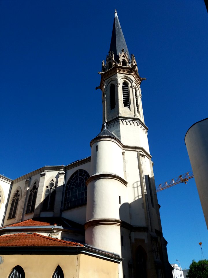 Église_Notre-Dame_de_Bellecombe_de_Lyon_-_Clocher_côté_sud-est
