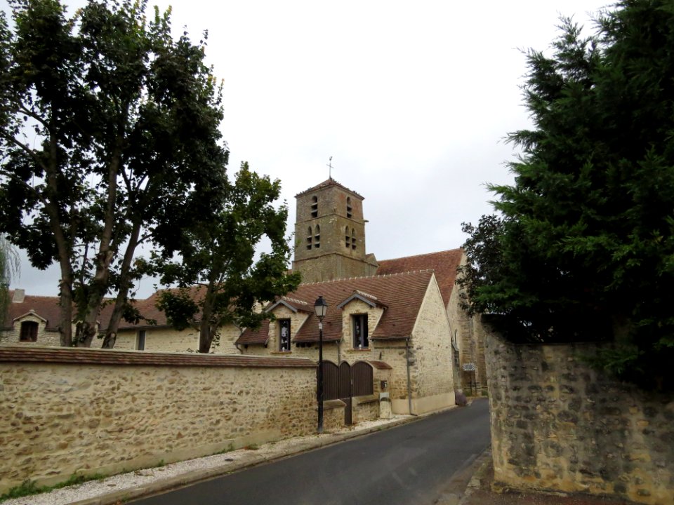 Église_Saint-Martin_de_Bouville_2