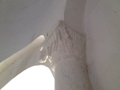 Église_de_Saint-Maurice_d'Ardèche_-_Chapiteau_droit_2