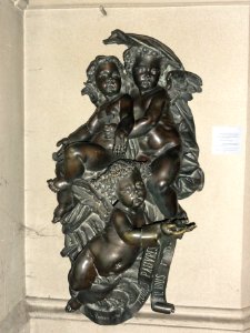 Église_de_St_Gratien_(Val-d'Oise)_Tronc_à_quêter_par_Mme_Léon_Bertaux