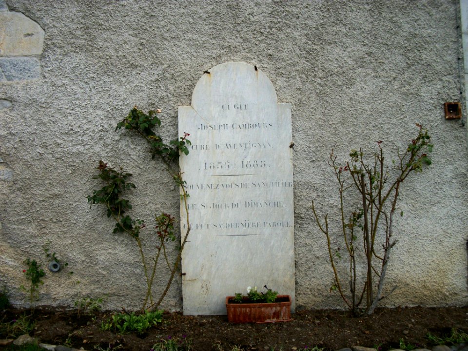 Église_Saint-Saturnin_d'Aventignan_02