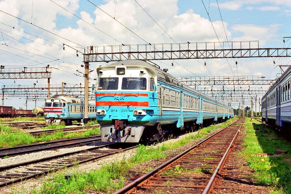 ДР1А-269,_Belarus,_Vitebsk_region,_Orsha-Central_station_(Trainpix_181076)