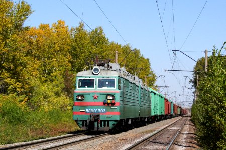 ВЛ80С-393,_Казахстан,_Карагандинская_область,_перегон_Жана_Караганды_-_Майкудук_(Trainpix_205542)