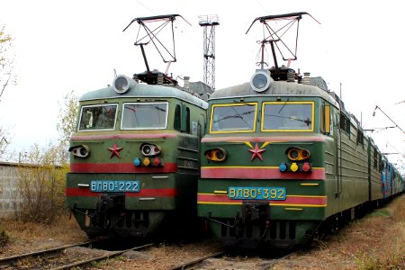 ВЛ80С-392,_Kazakhstan,_Karaganda_region,_Karaganda_depot_(Trainpix_145506)