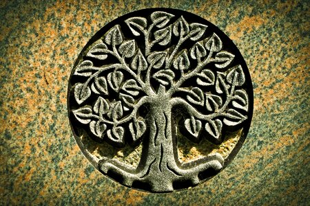Mourning stone transience