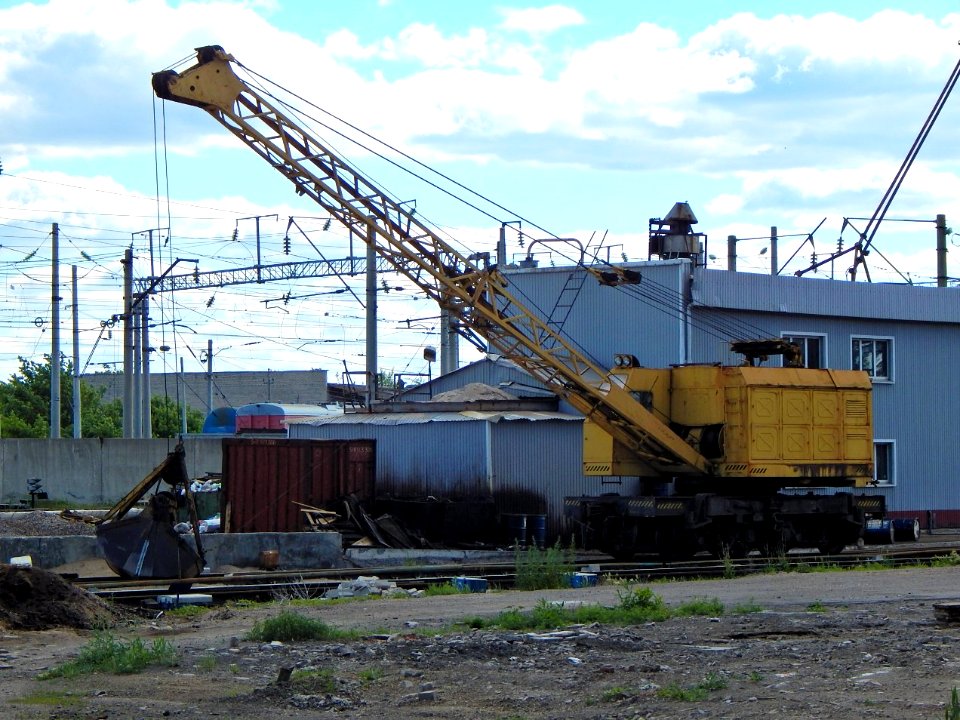 КЖ461-160,_Россия,_Самарская_область,_ПТОЛ_Сызрань_(Trainpix_144729)