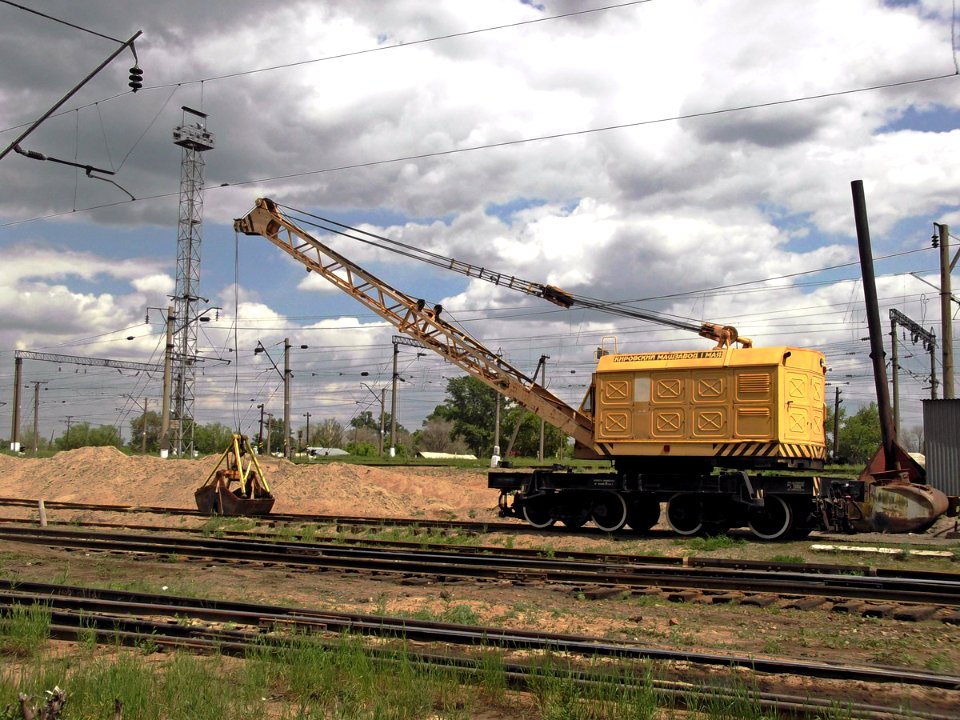 КЖ561-389,_Казахстан,_Карагандинская_область,_депо_Караганда-Сортировочная_(Trainpix_63273)