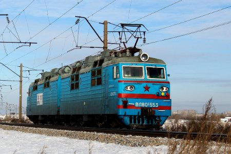 ВЛ80С-553,_Казахстан,_Карагандинская_область,_перегон_Майкудук_-_Жана_Караганды_(Trainpix_181958)