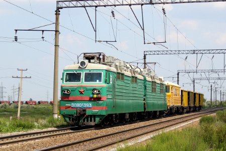 ВЛ80С-393,_Казахстан,_Карагандинская_область,_перегон_Жана_Караганды_-_Майкудук_(Trainpix_168754)