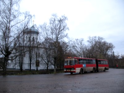 Вышний_Волочёк._Автобус_Ikarus-280_АА_888_69_2007_3