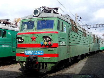 ВЛ80С-444,_Kazakhstan,_Karaganda_region,_Karaganda_depot_(Trainpix_143268)