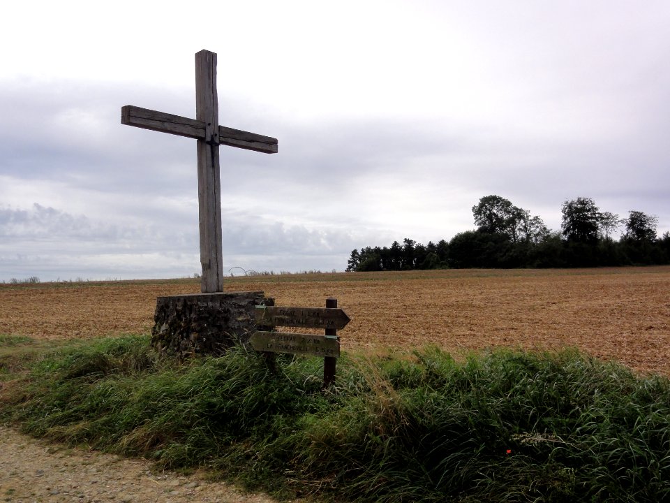 Évigny_(Ardennes)_croix_de_chemin