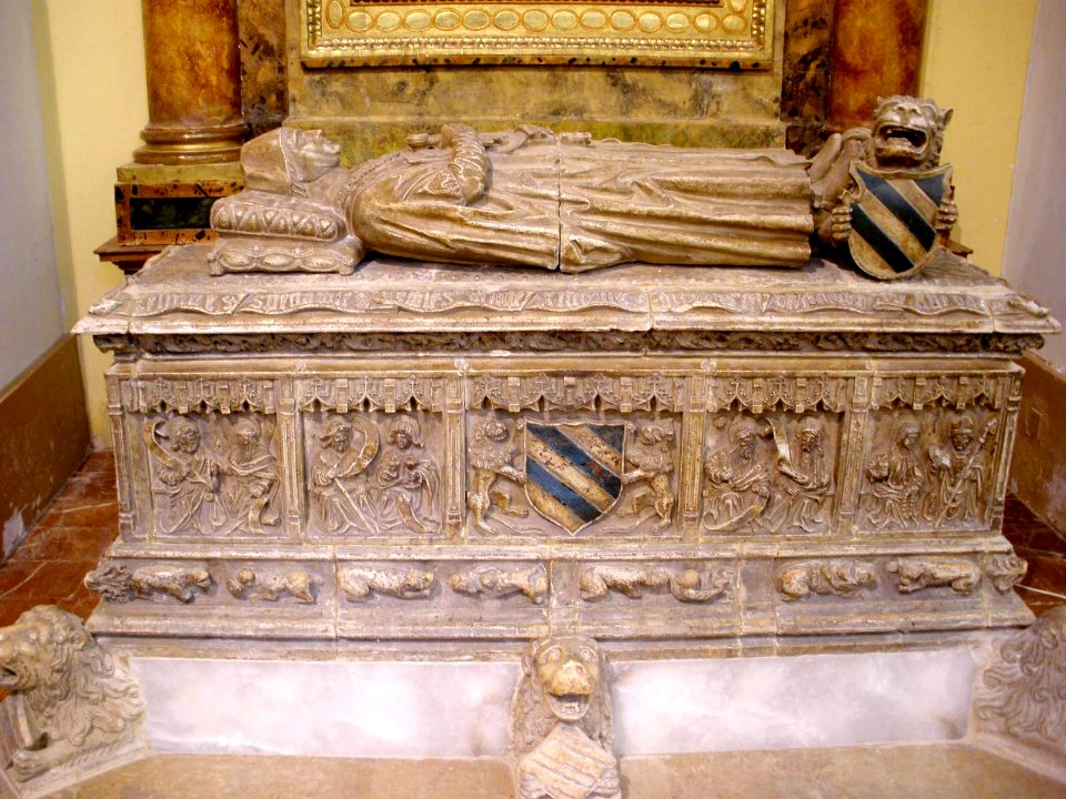 Épila_-_Iglesia_de_Santa_María_la_Mayor_41_-_Sarcofago_de_Don_Lope_Ximenez_de_Urrea