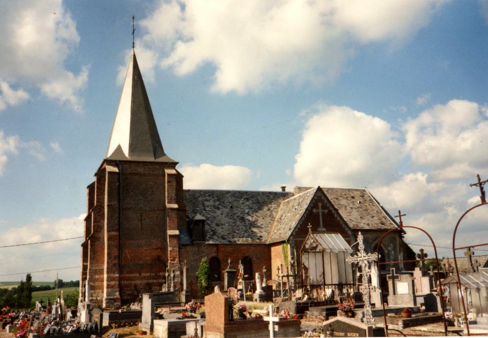 Église_Saint-Rémi_de_Saint-Gobert_en_1991
