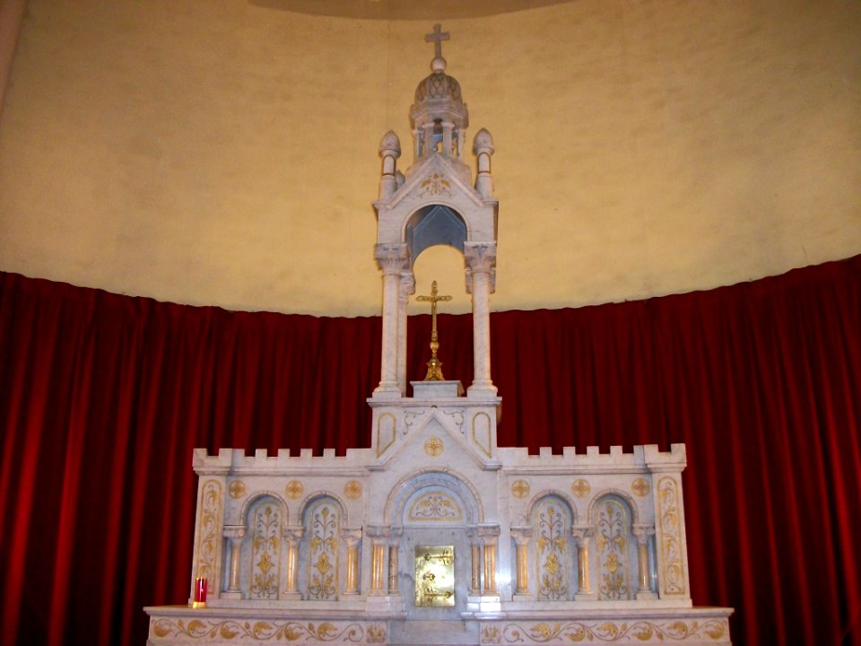 Église_Saint-Roch_de_Loures-Barousse_18