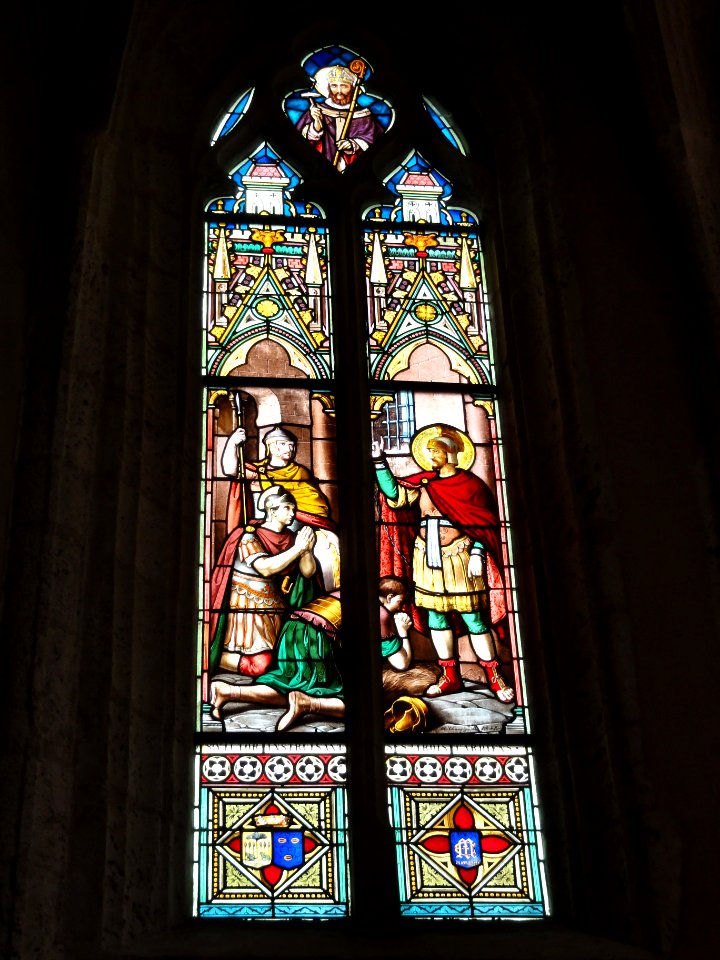 Église_Saint-Victor_d'Artenay_(Loiret)_vitrail_St.Victor_enseignant