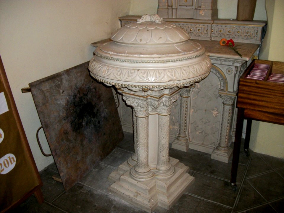 Église_Saint-Roch_de_Loures-Barousse_21