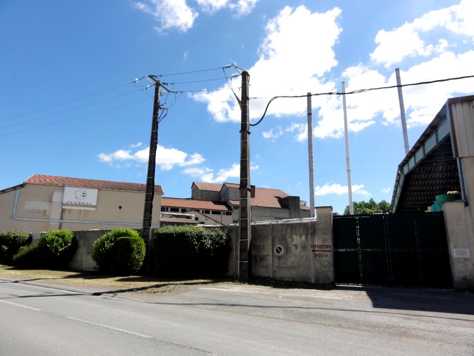 Évergnicourt_(Aisne)_Papeterie_Everbal_(02)